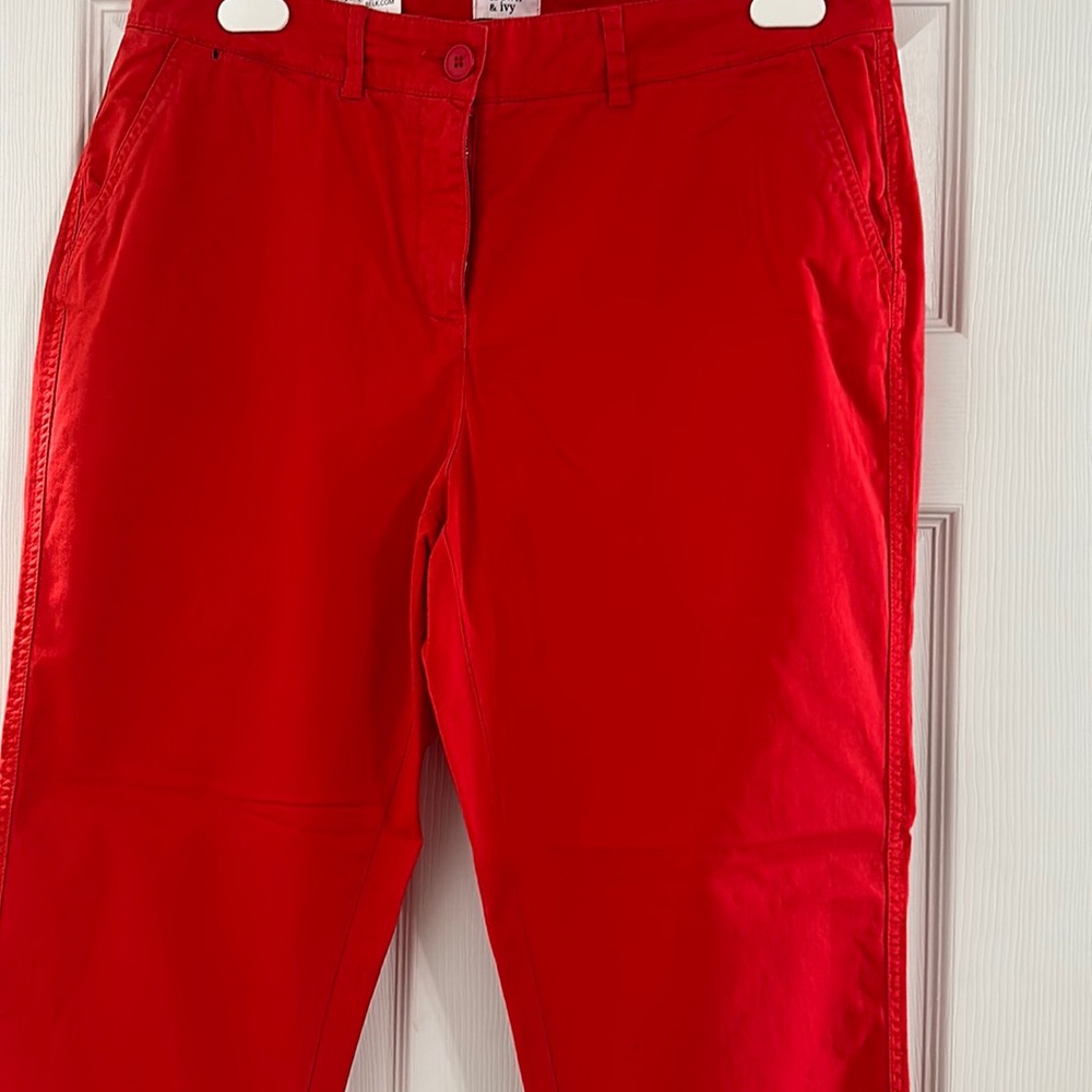NWT Crown & Ivy red Charlotte style crops size 14 👑